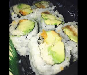 Spicy Crunchy Avocado Roll