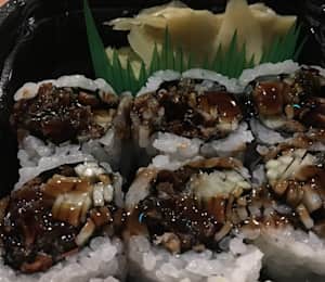 Salmon Skin Cucumber Roll