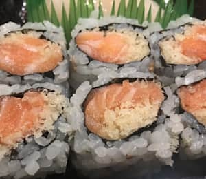 Crunchy Salmon Roll