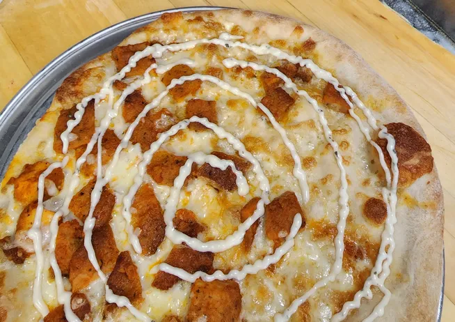 Buffalo Chicken Pizza Pie