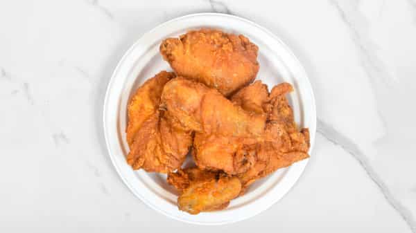 3 Pieces Mix Chicken & tostones & soda