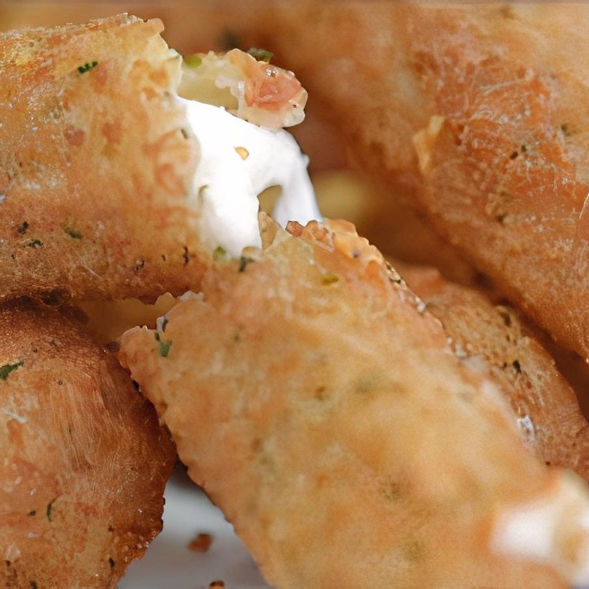 6 Pieces Mozzarella Sticks