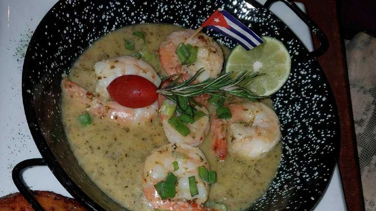 Camarones Al Ajillo