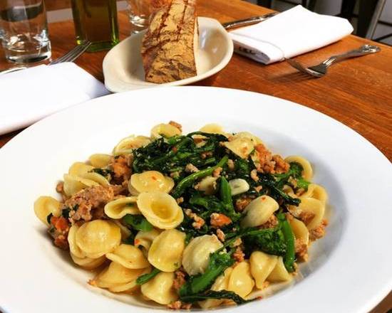 Orecchiette with Broccoli Di Rapa E Salsicce