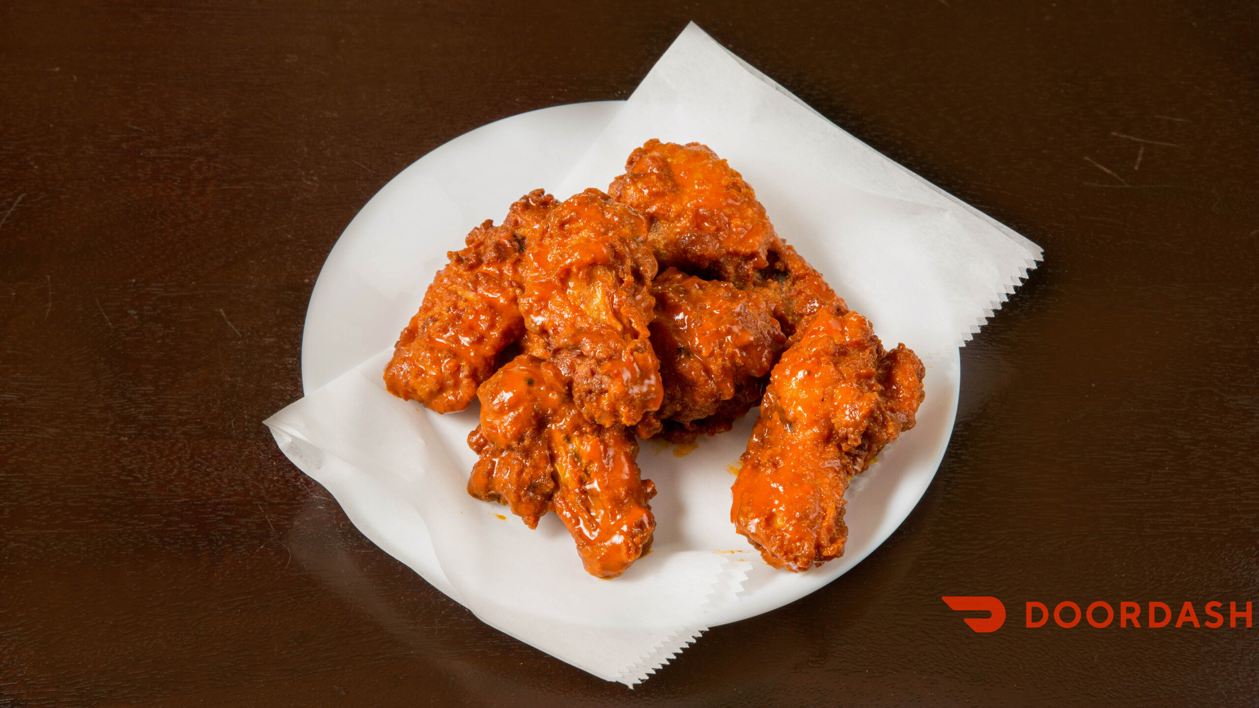 Hot Chicken Wings / BBQ