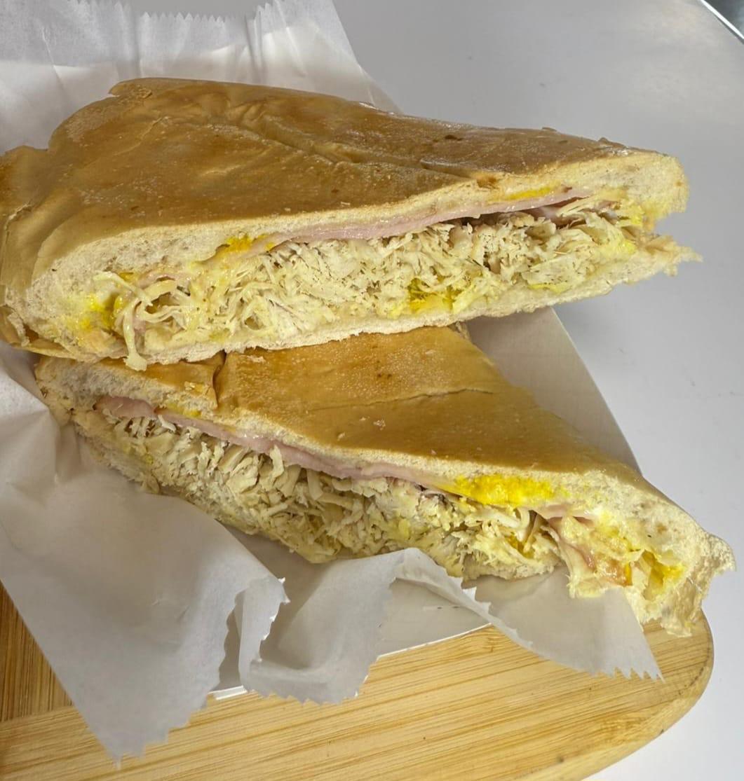 Cubano de Pollo