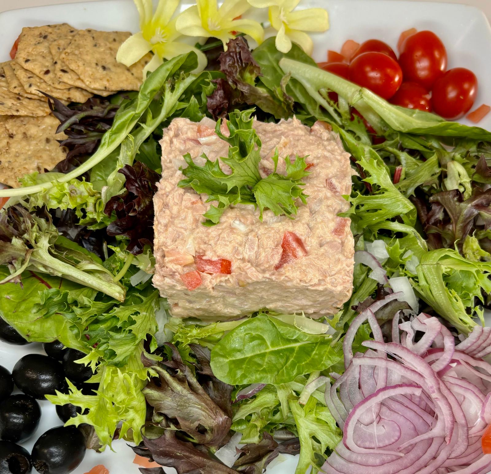 ENSALADA DE TUNA/TUNA SALAD