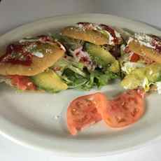 Gorditas (Chicharron / Queso)