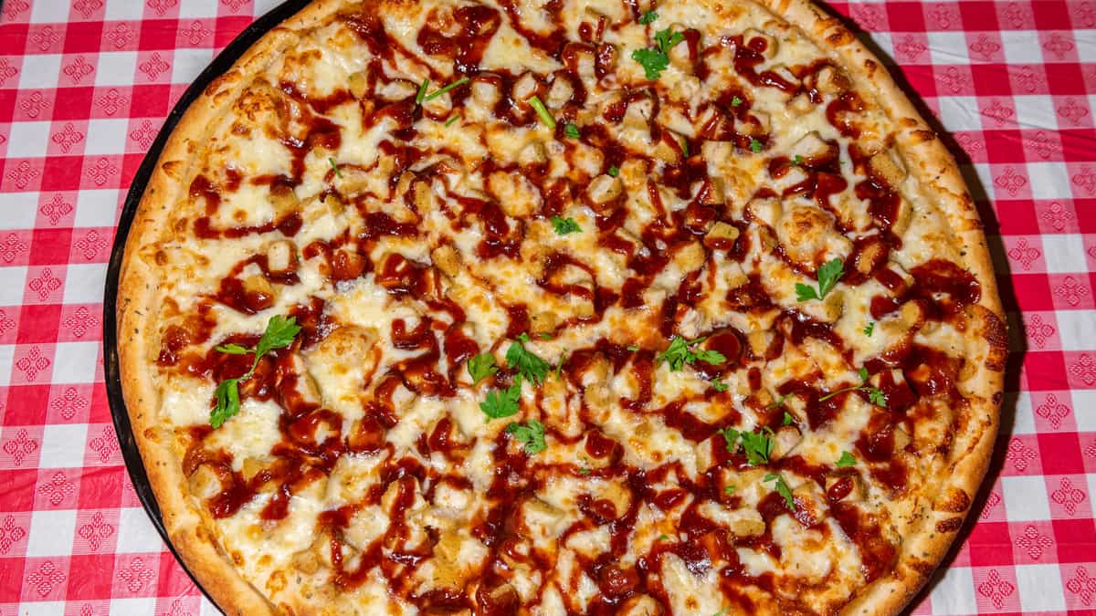 BBQ Chicken Pizza (Personal 12")
