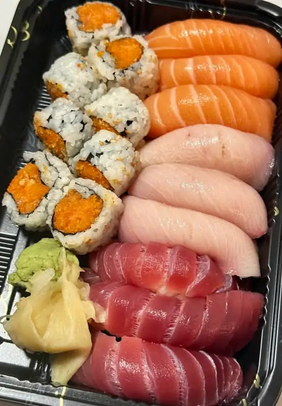Tri-Color Sushi Combo