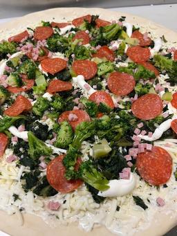 House Deluxe Pizza