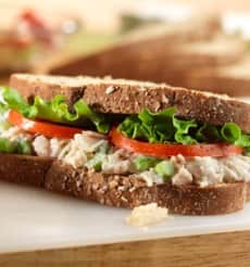 Chicken Salad with Lettuce & Tomato