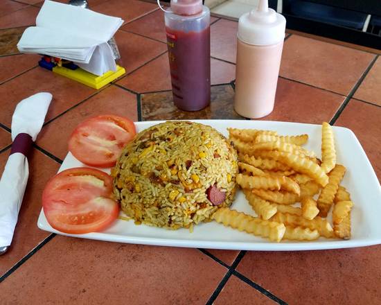 Arroz Paisa (Arrox Mixto con Diferentes Carnes)