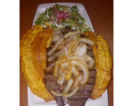 Bistec Encebollado