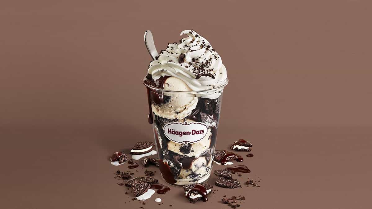 Cookies & Cream Dazzler Sundae from Haagen Dazs And Cinnabon