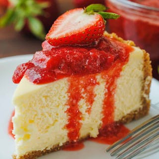 STRAWBERRY CHEESECAKE.
