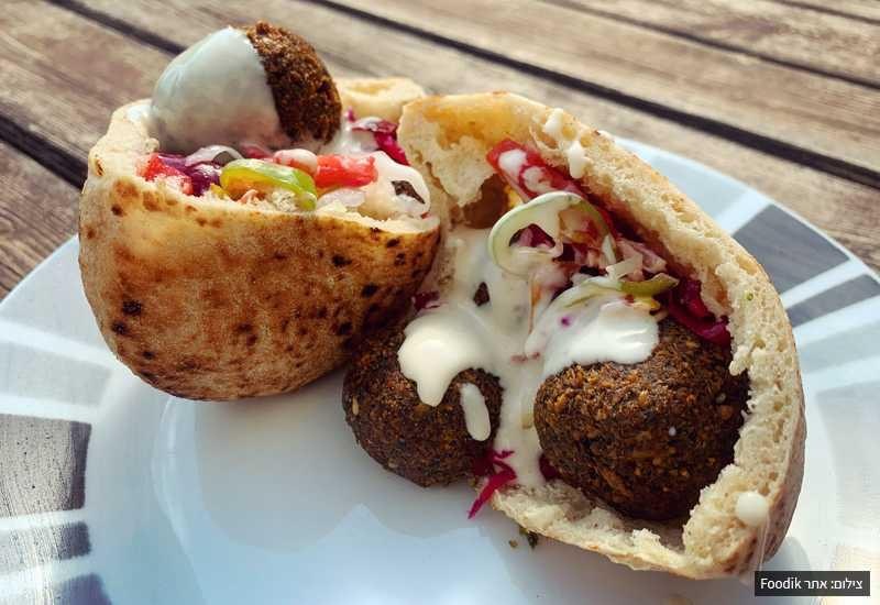 Falafel Pita