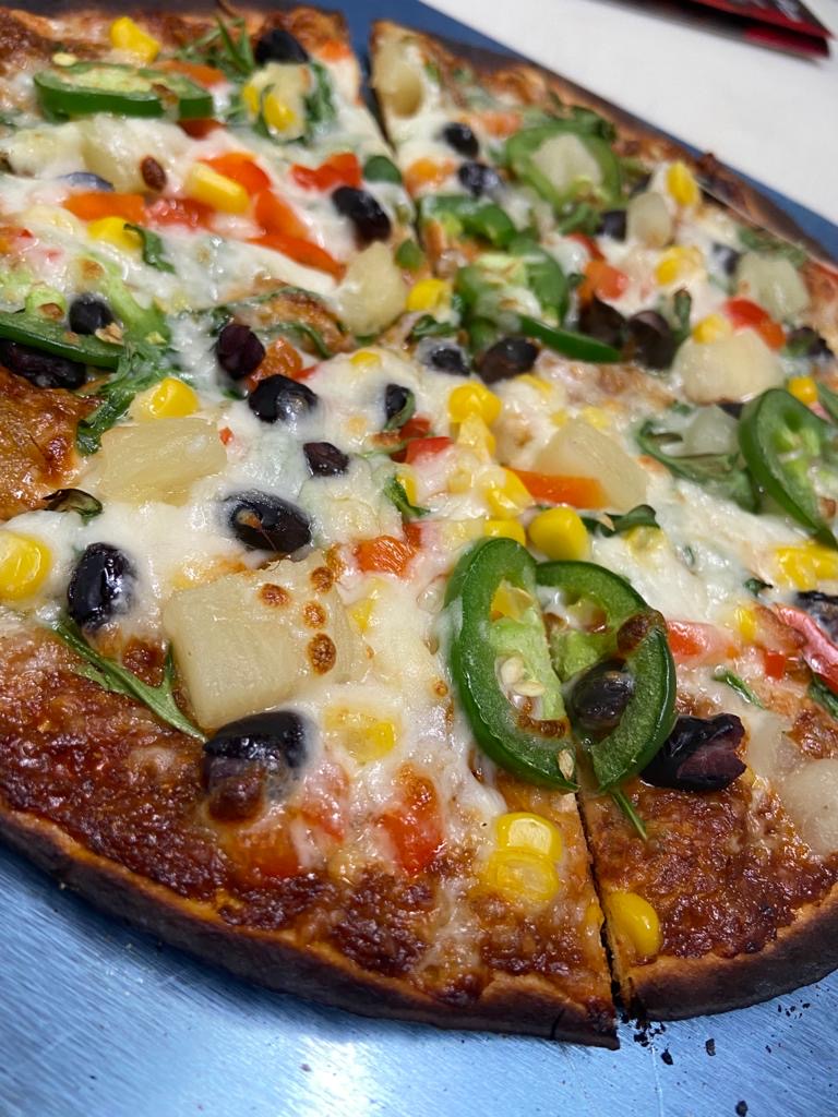 Mediterranean Pizza