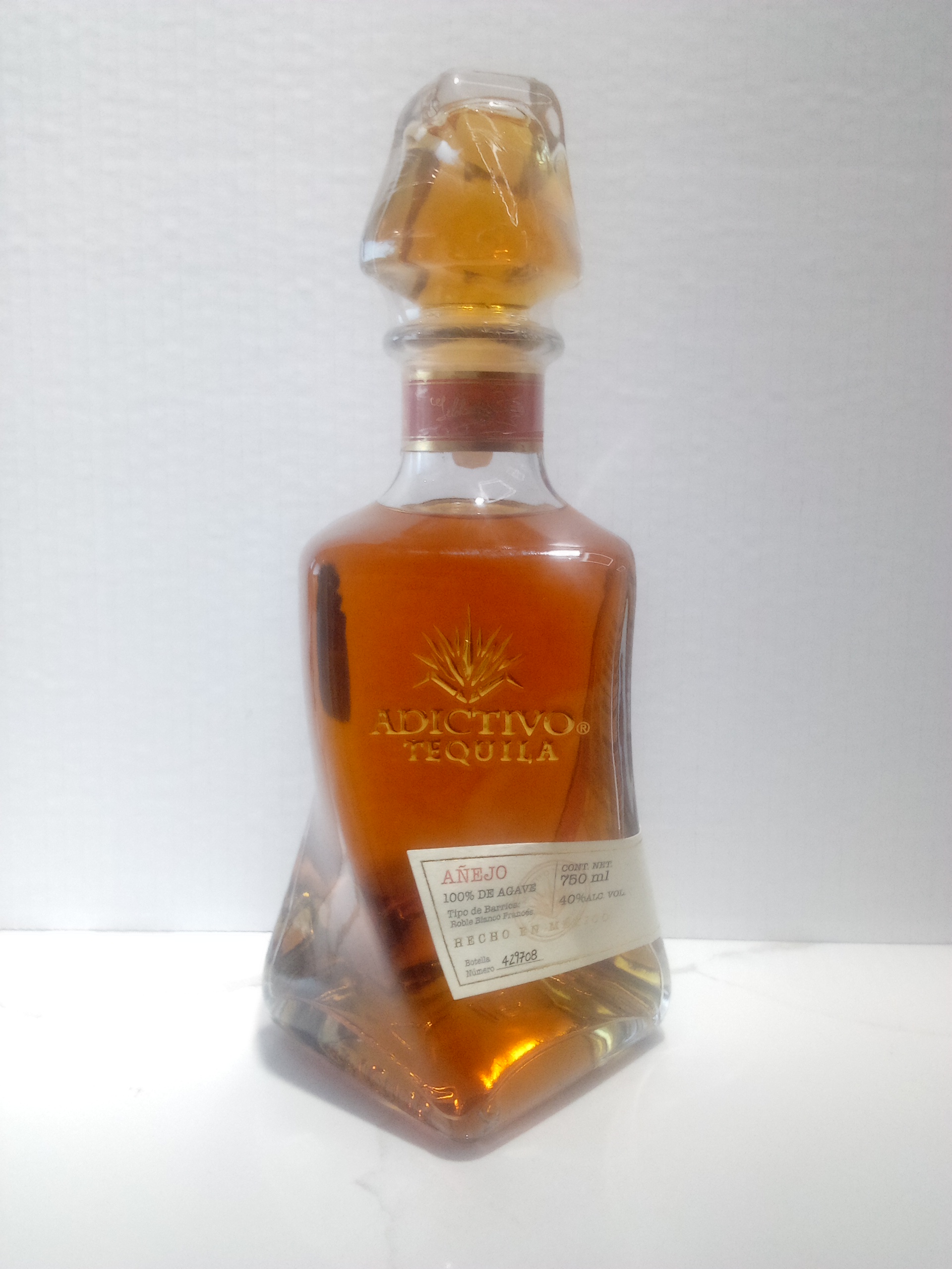 Adictivo Anejo 750ML