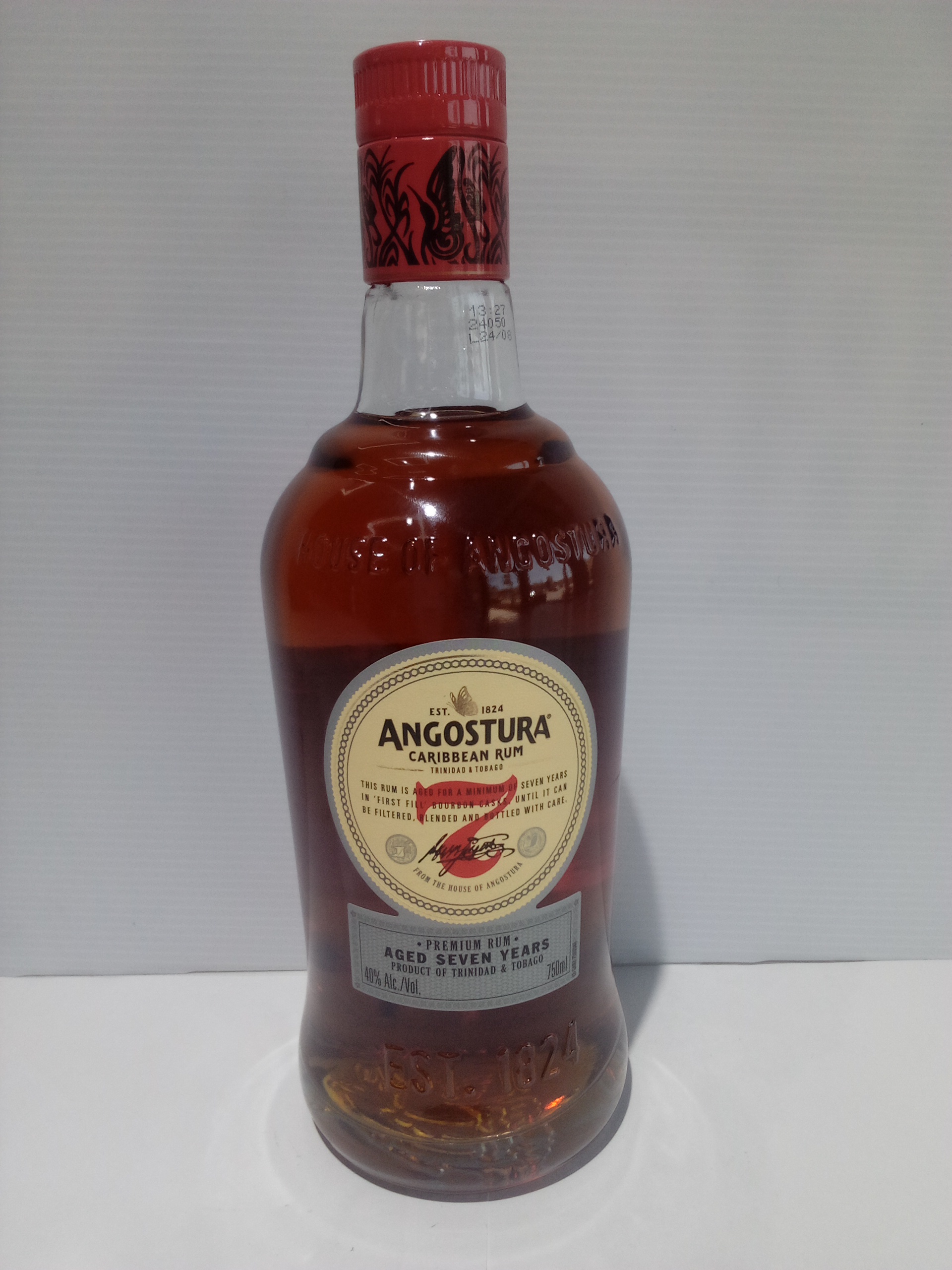 Angostura 7 years  750 Ml