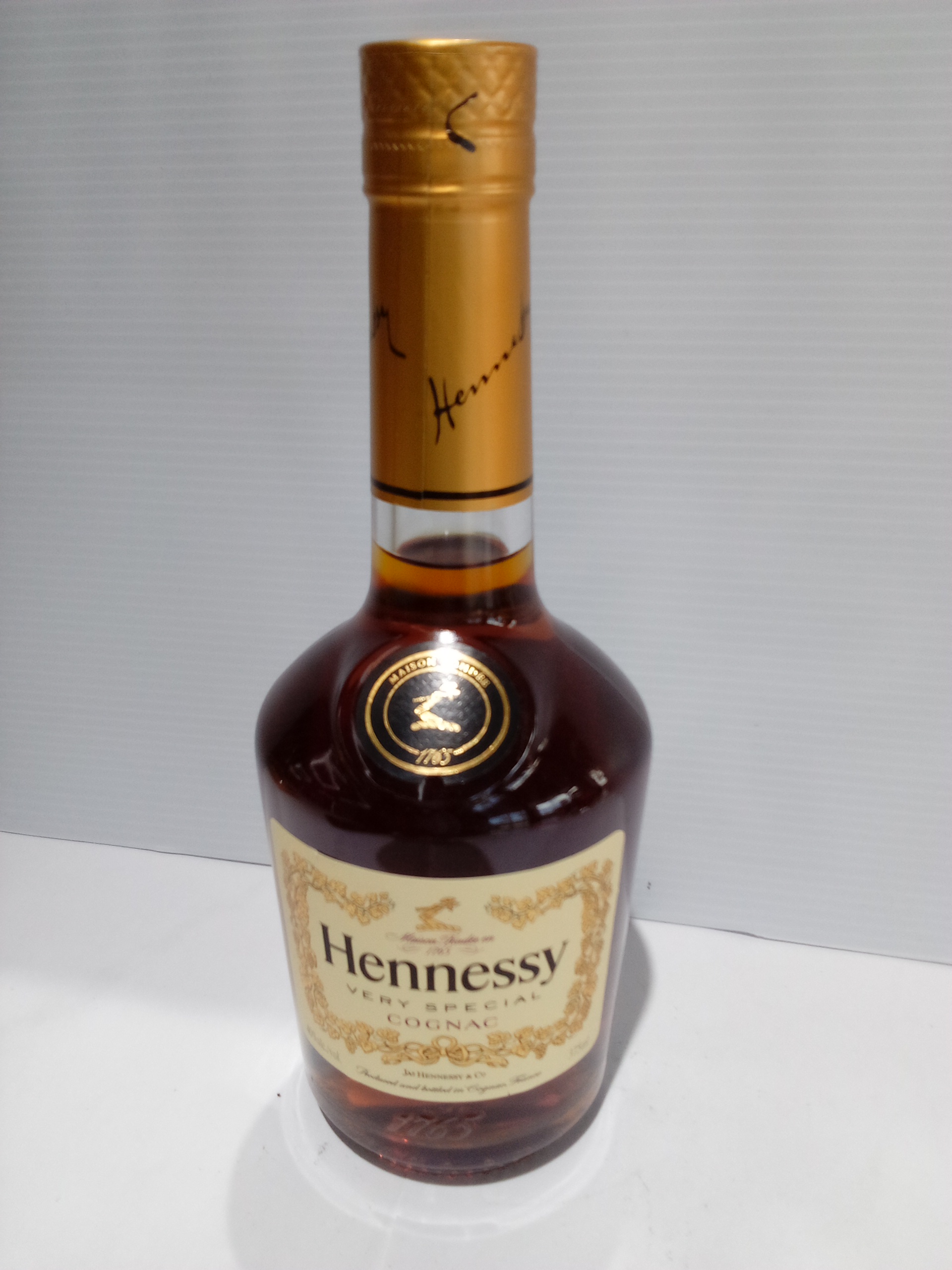 Hennessy VS  375ML