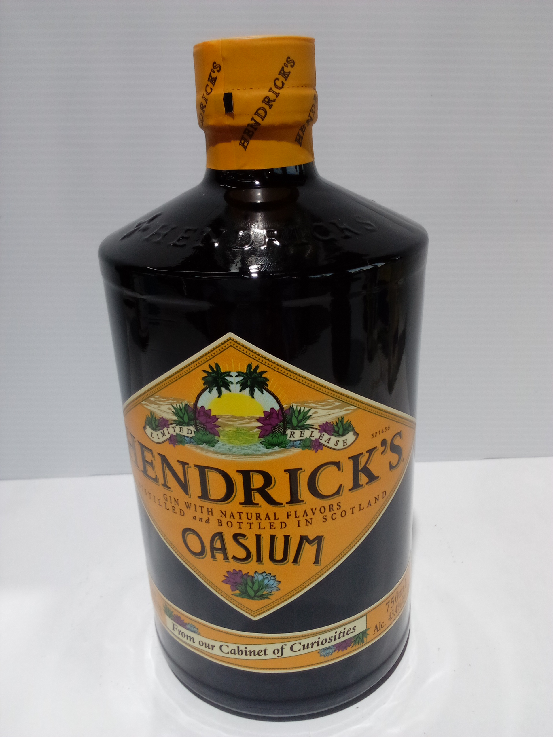 Hendrick's Oasium 750ML