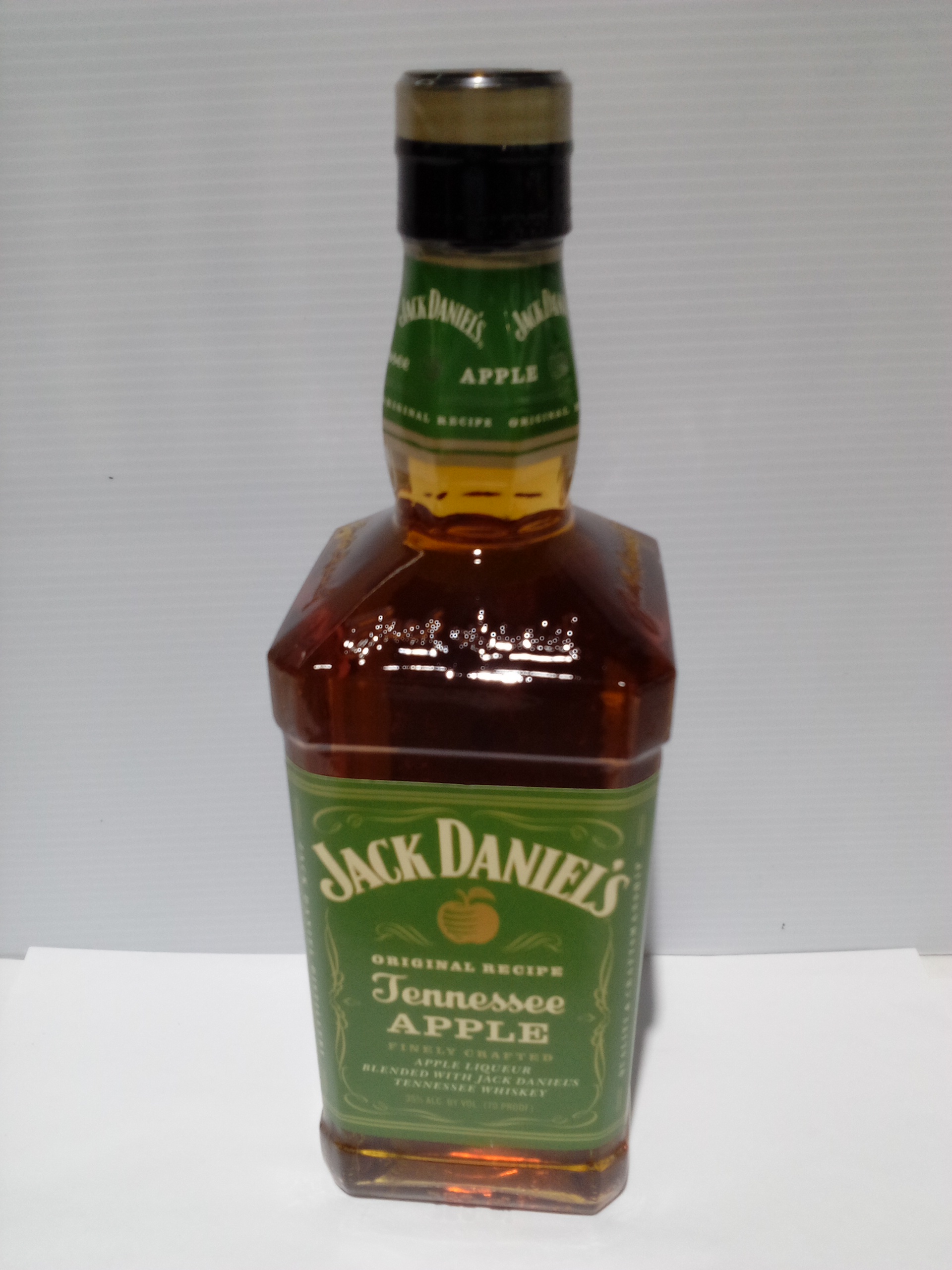 Jack Daniel's Tennessee Apple 750ML