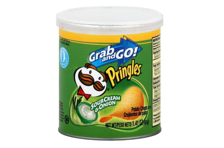Pringles Grab and Go! Sour Cream & Onion Potato Crisps