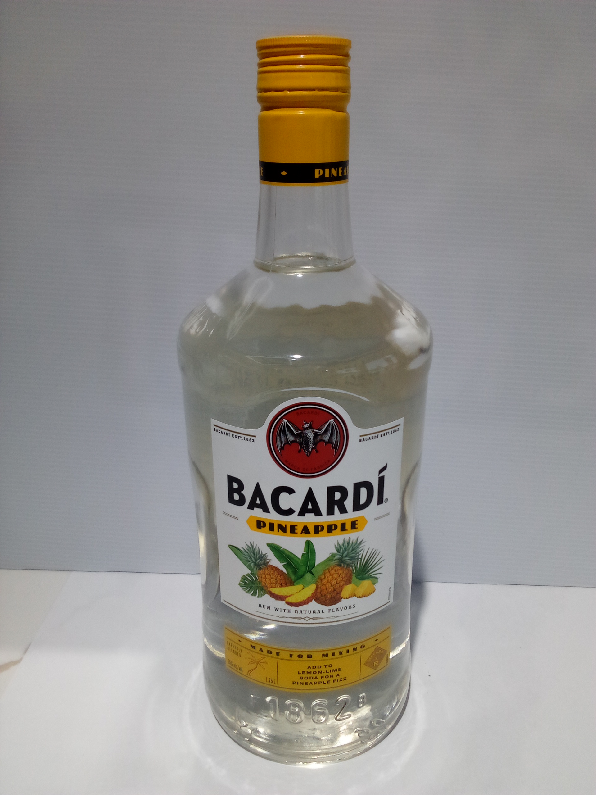 Bacardi Pineapple 1.75 L