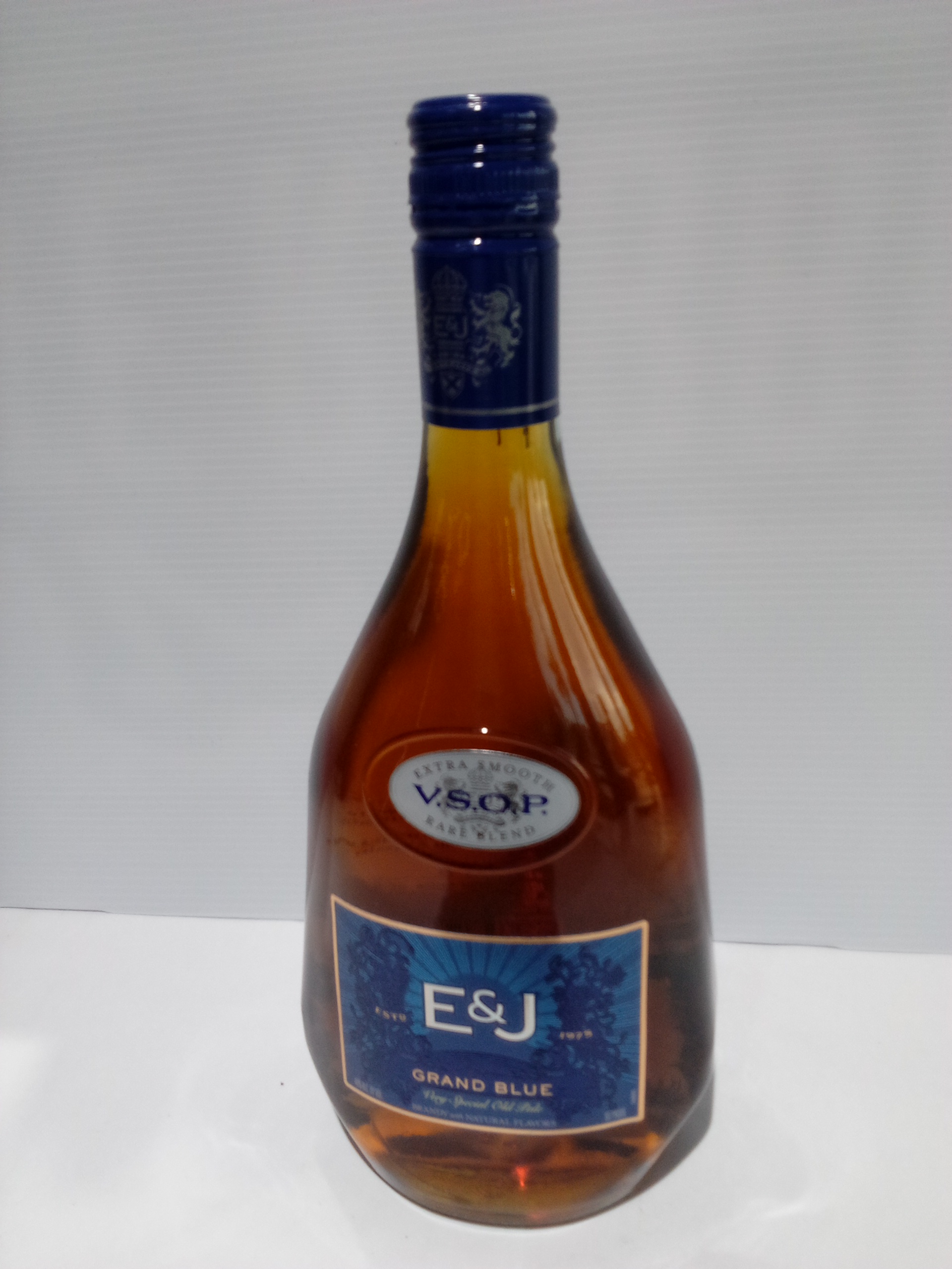 E & J V.S.O.P Grand Blue 750ML