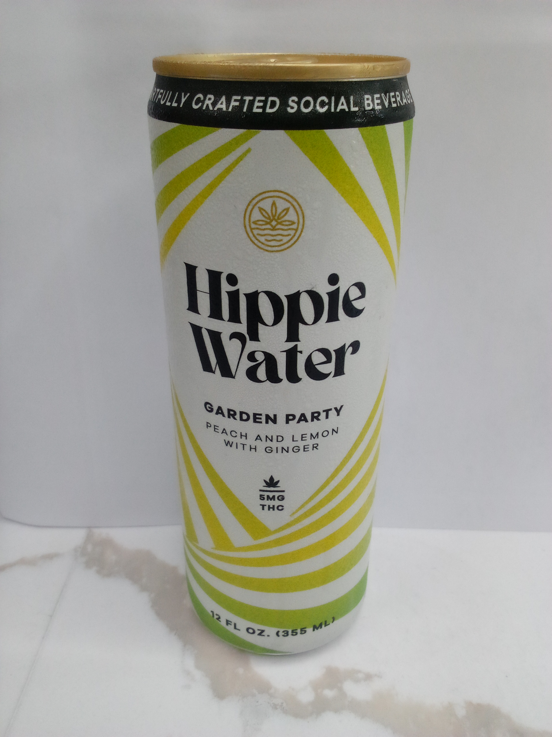 Hippie water peach & lemon with ginger