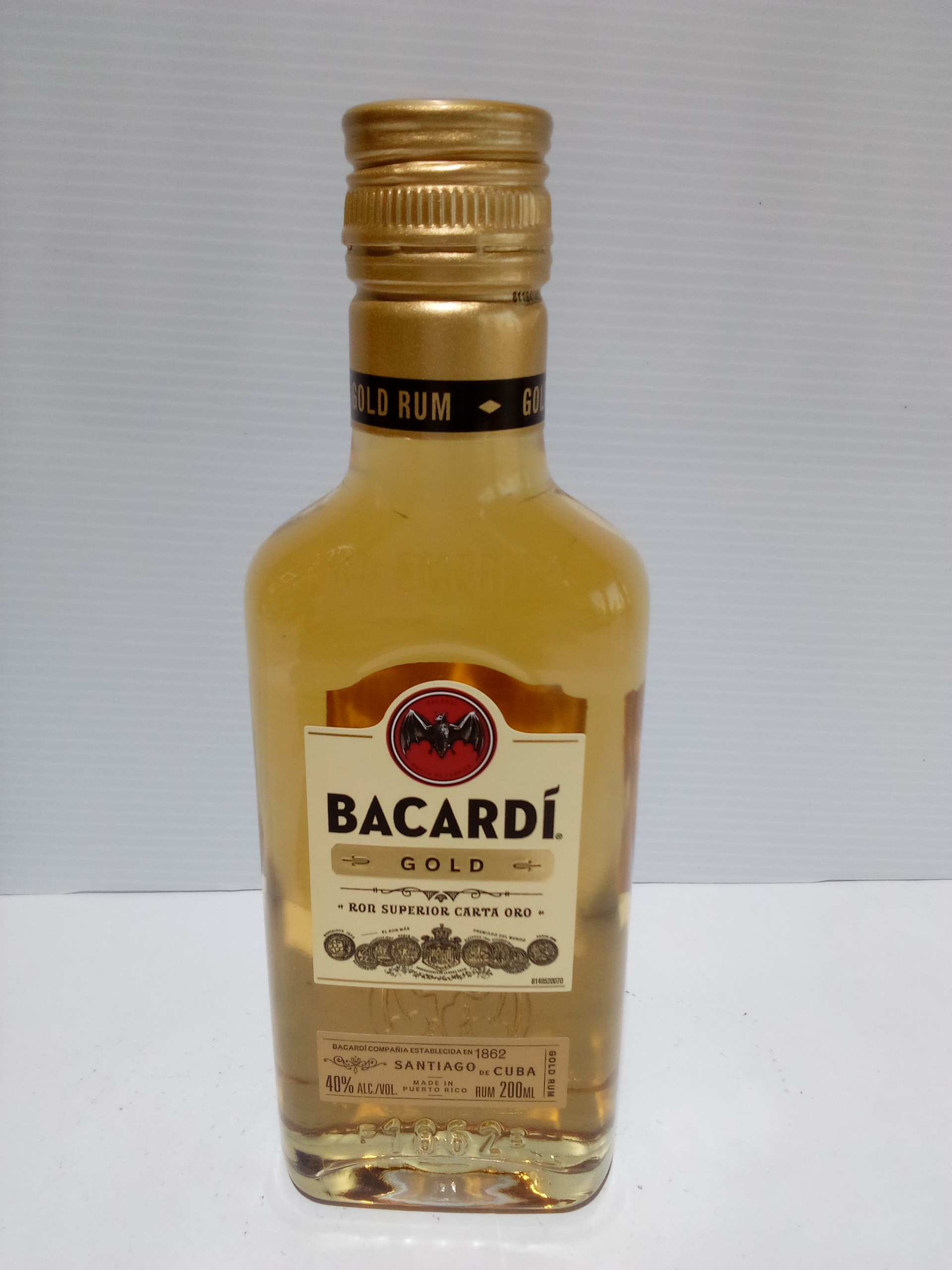 Bacardi Gold 200ML