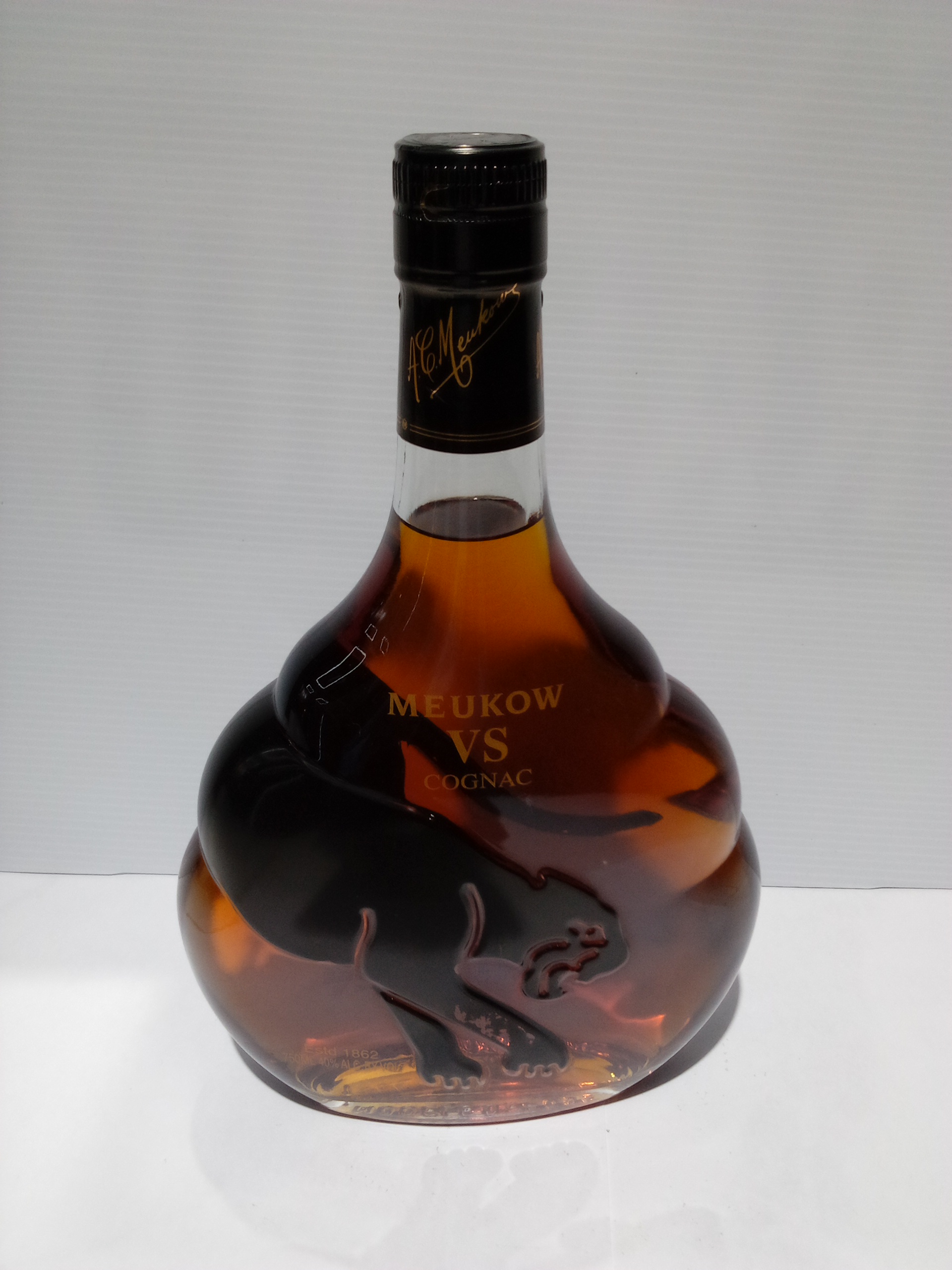 Meukow Vs Cognac 750ML