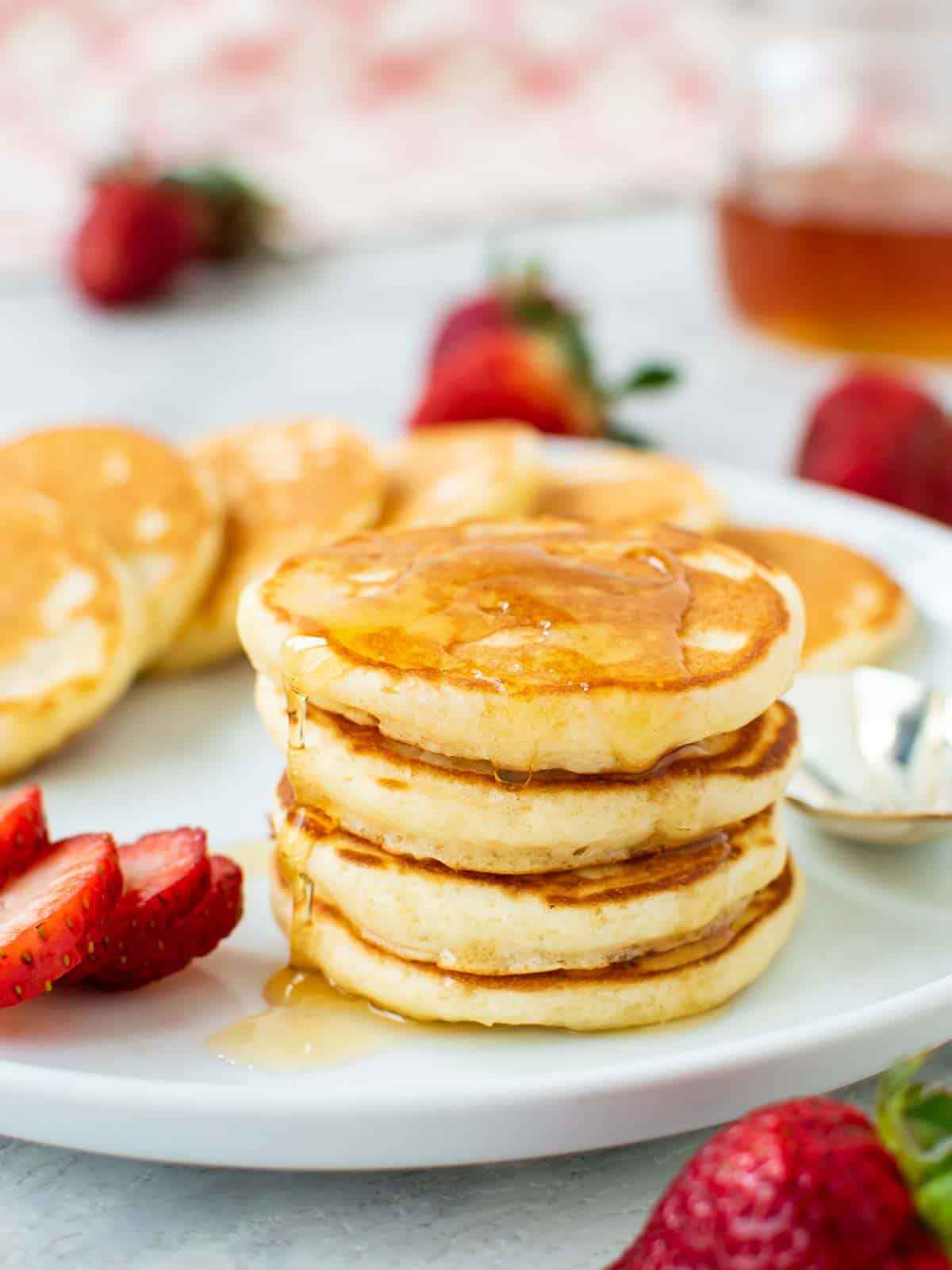 Mini Pancakes with Strawberry