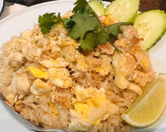 Crabmeat Fried Rice (Real Crabmeat)