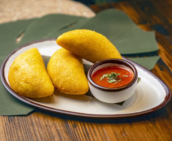 Empanadas De Pollo (3 Piezas)