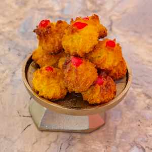 Coconut Macaroon/ Besito De Coco