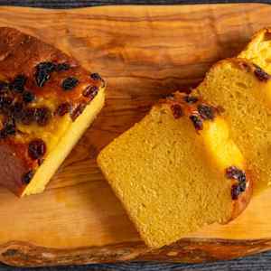 Raisin Pound Cake