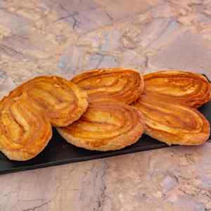 Elephant Ears/ Palmeras
