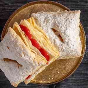 Boricua (Pastelillo de Guava)
