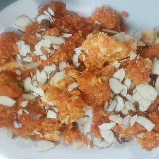 Carrot Sweet (Gajar Halwa)