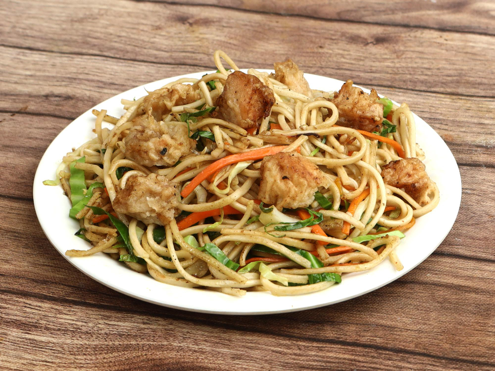 Roast Pork Lo Mein/ Cerdo Asado Lo Mein
