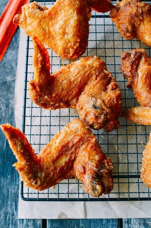 Fried Chicken Wings/ Alas de Pollo Fritas