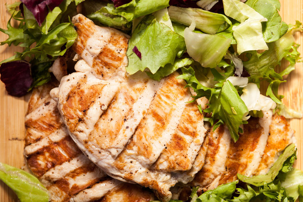 Grilled Chicken Breast/ Pechuga de Pollo a La Parrilla