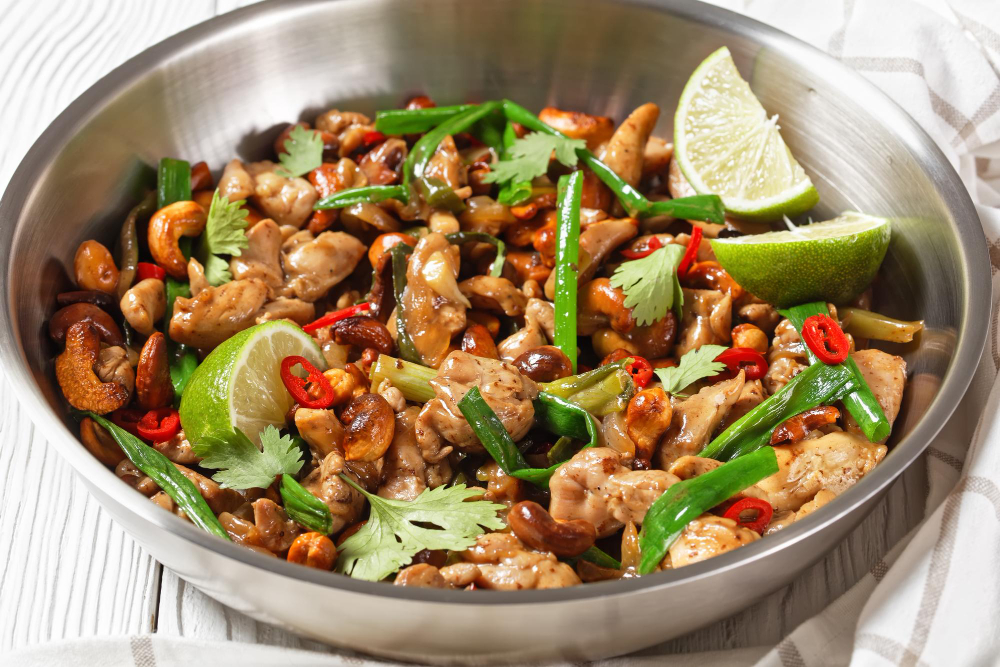 Cashew Chicken/ Pollo de Nueces